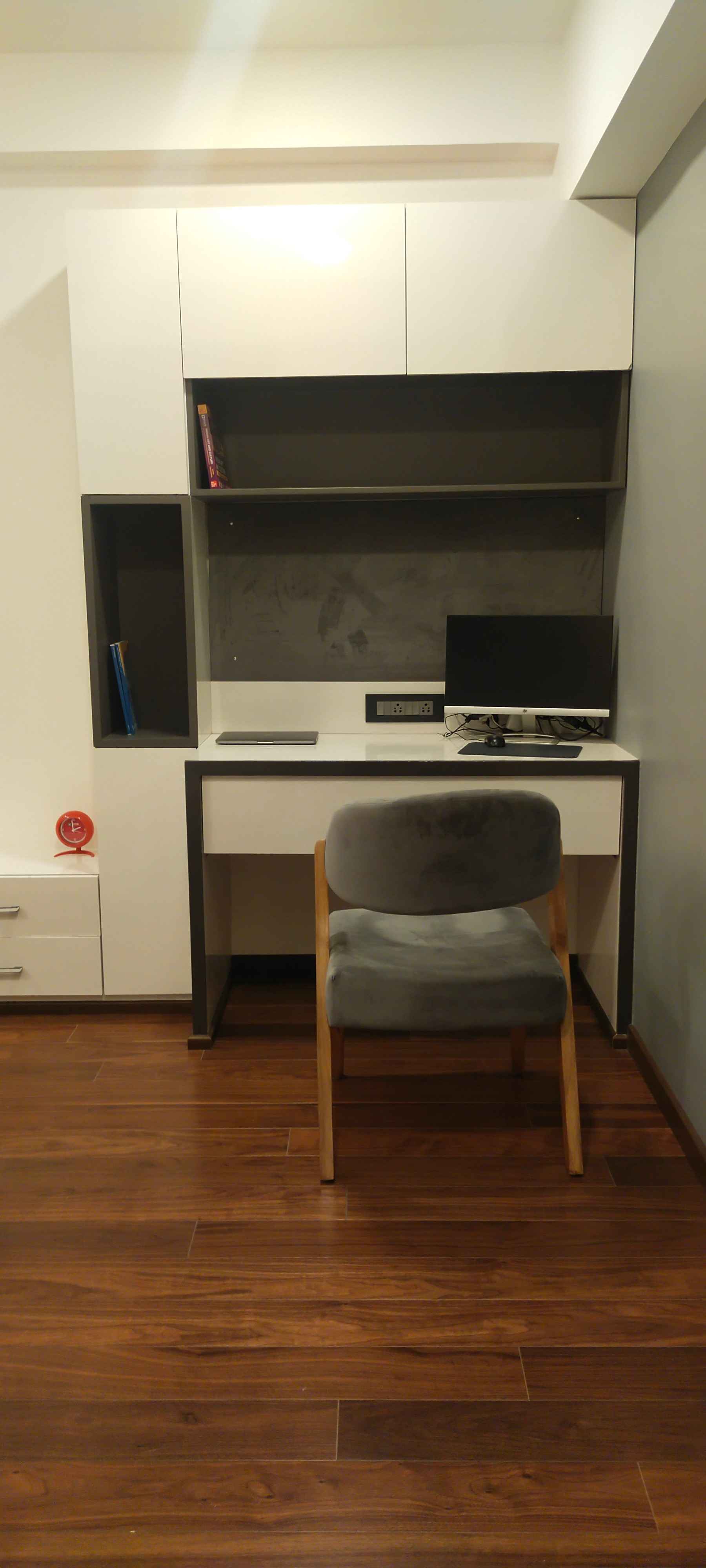  Porfolio Image